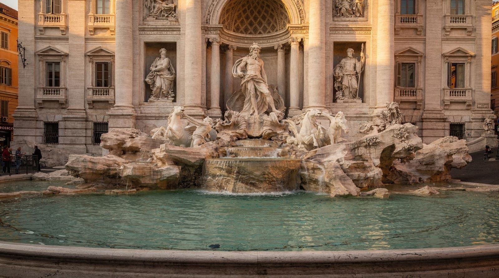 The best time to visit Trevi Fountain (and it's earlier than you think) — Trevi Fountain at midday in July is a wall of bodies. Trevi at 06:30 on a Tuesda