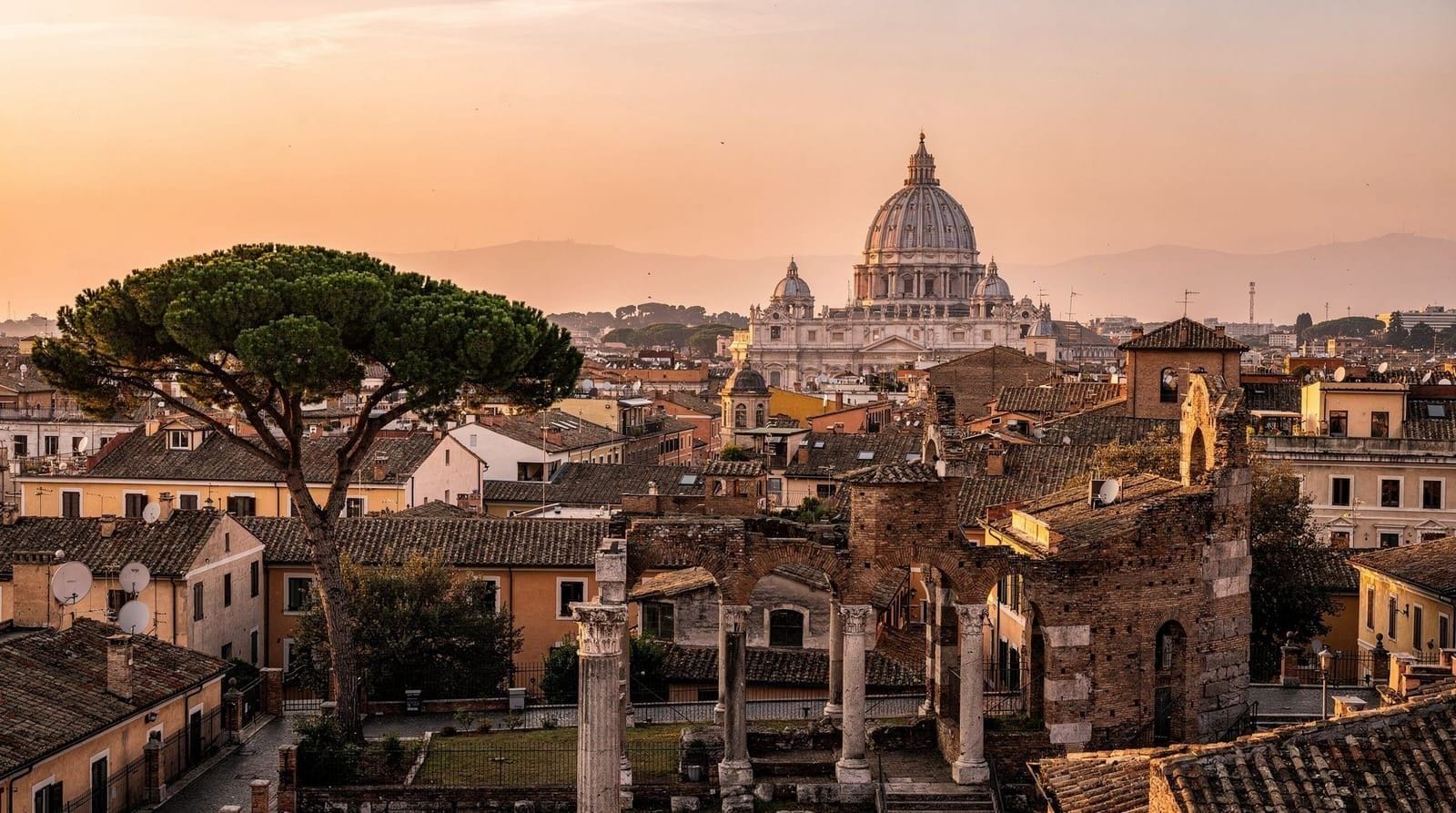 Rome first-timer mistakes: the ones that actually ruin trips — Not booking the Colosseum in advance. Trusting the restaurant next to the Panthe