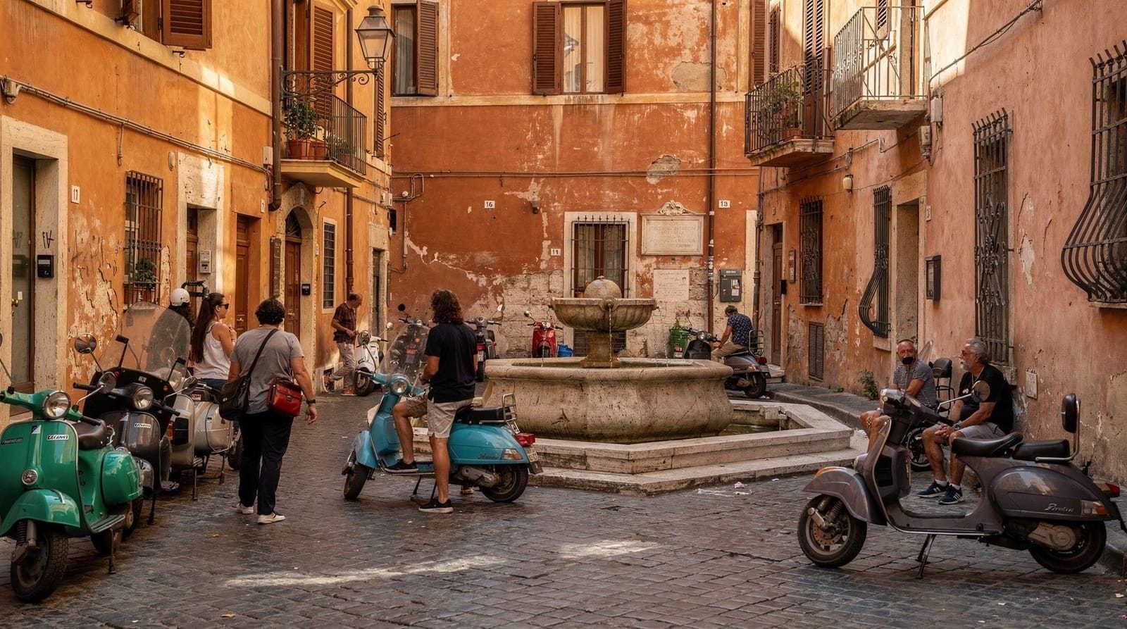 How to avoid the crowds in Rome: timing, routes and tactics — Practical crowd-avoidance guide for Rome 2026 — best times for each major site, 
