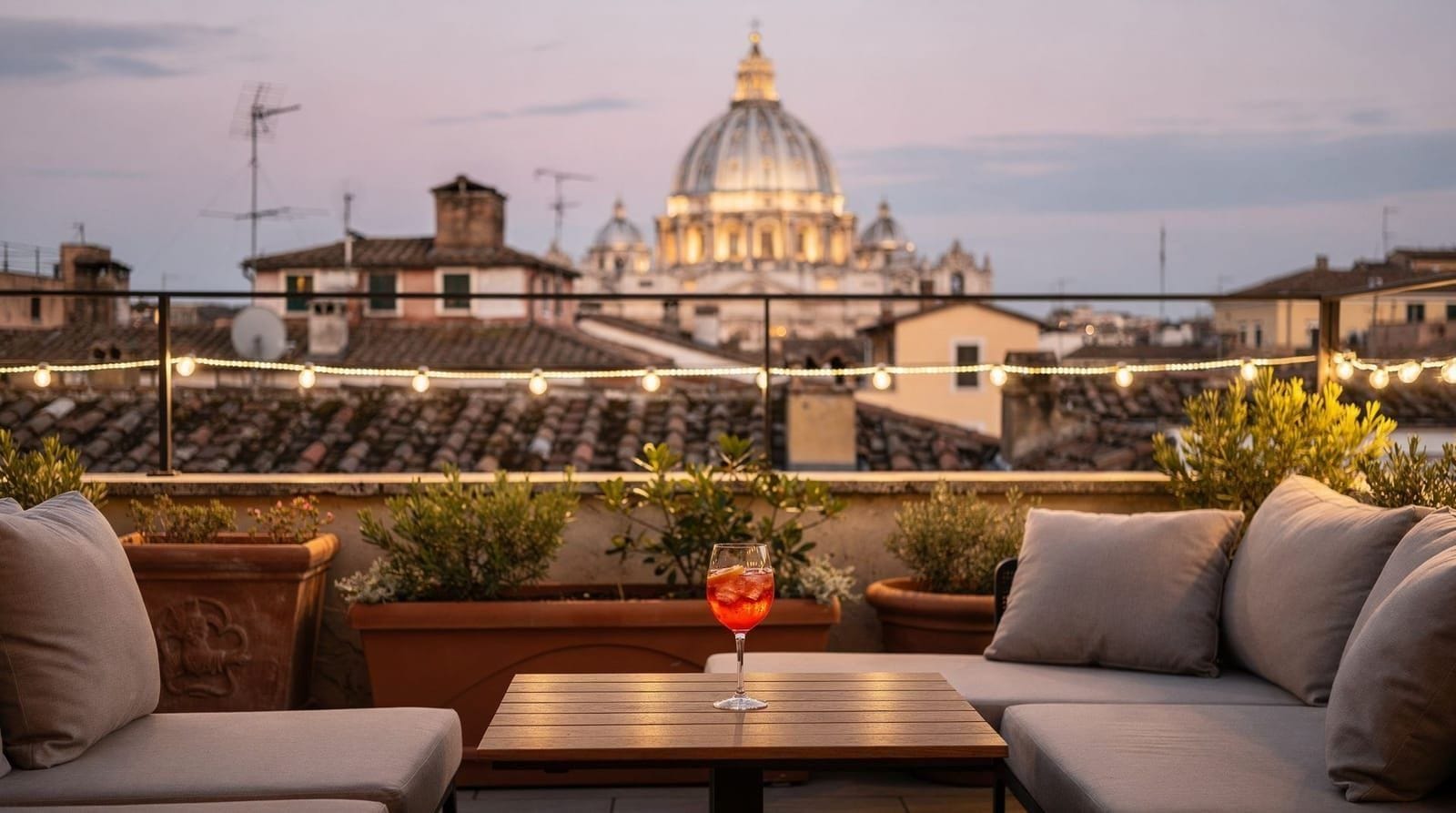 Rome aperitivo and nightlife: an evening guide — Where to enjoy aperitivo, which bar areas are worth it at night, and how guided 