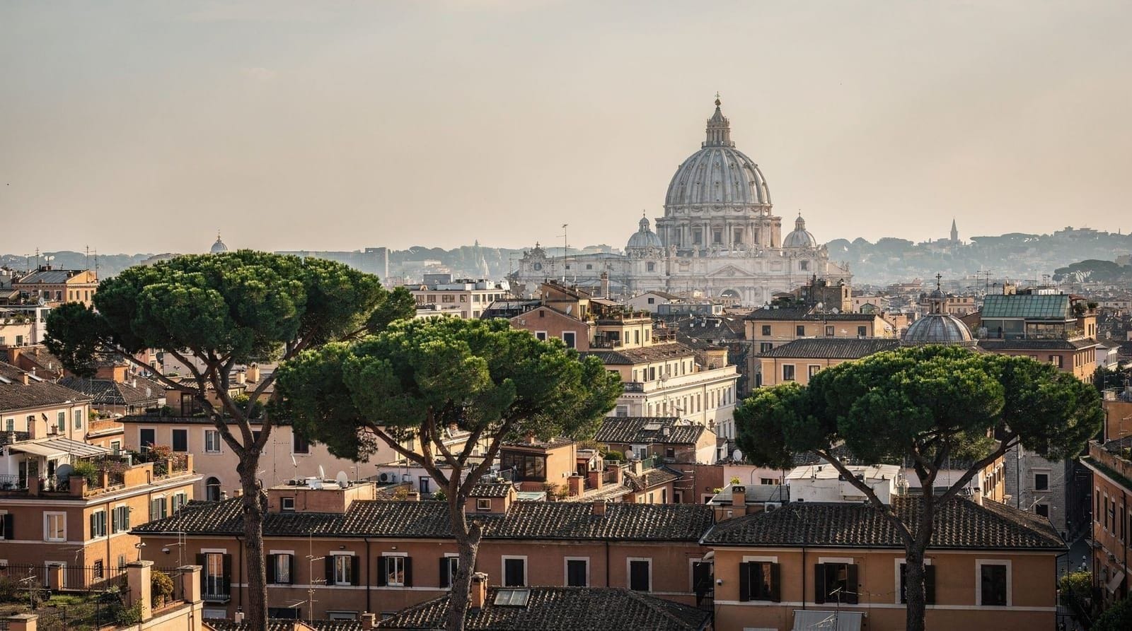 Rome in spring — April, May and early June guide — Spring is one of Rome's best seasons — mild weather, blooming gardens and the be